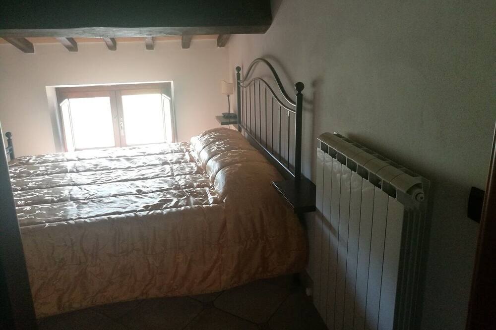 Photo of Bedroom in Fratta