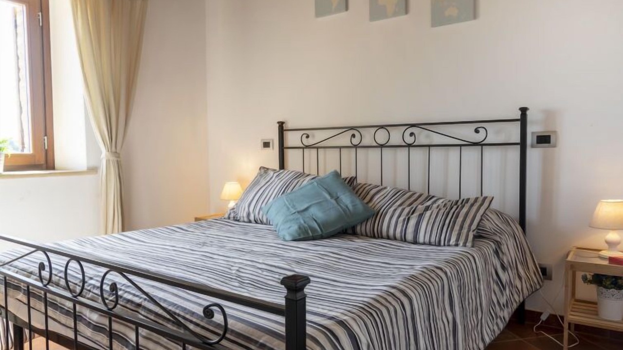 Photo of Bedroom in Montebuono