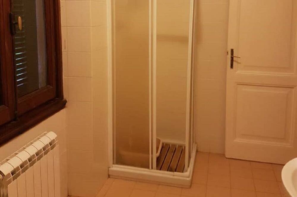 Photo of Bathroom in Arquata Scrivia