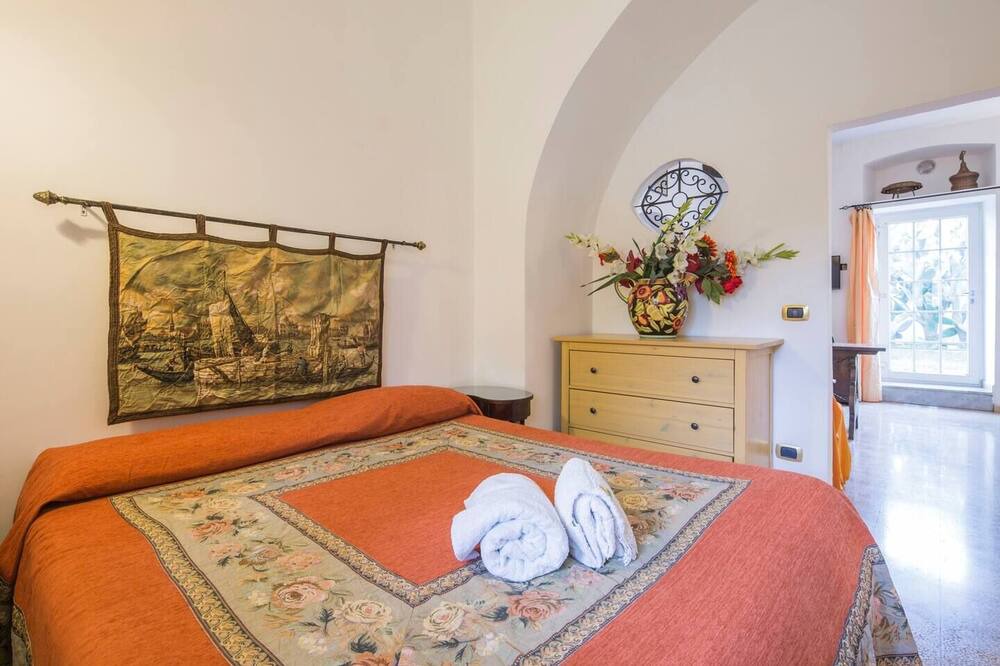 Photo of Bedroom in Battipaglia