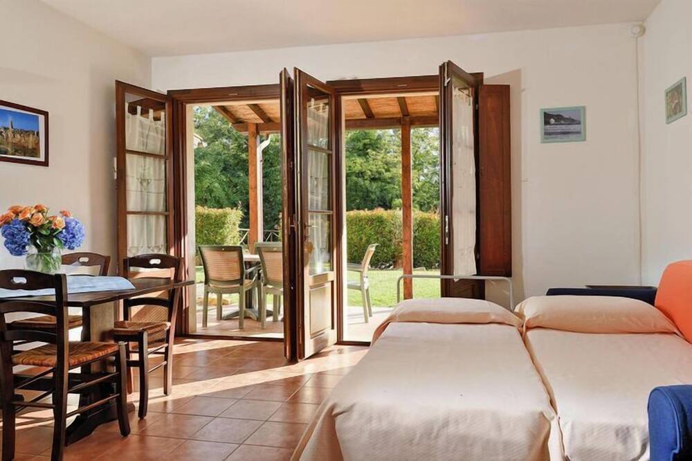 Photo of Livingroom in Magliano in Toscana