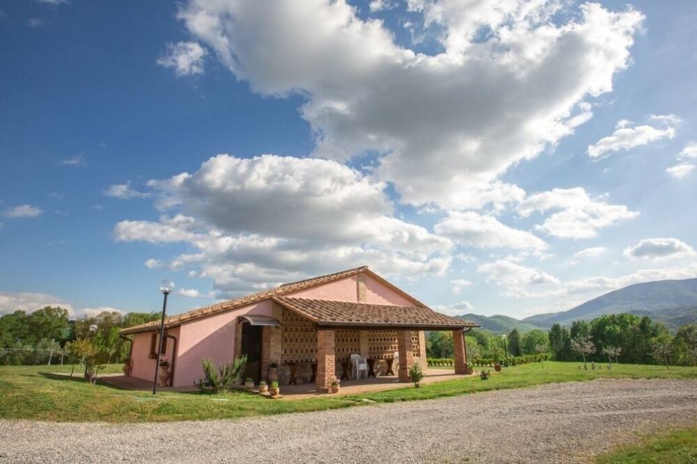 Photo of Outdoor in Montelovesco
