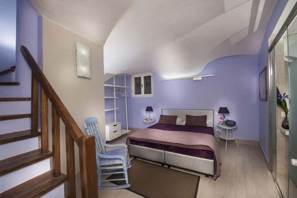 Photo of Bedroom in Rione V Ponte