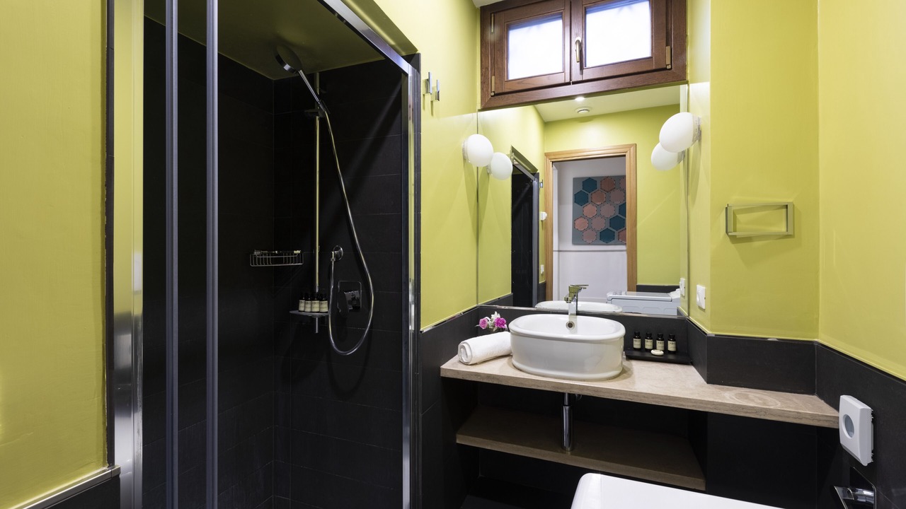 Photo of Bathroom in Rome City Centre
