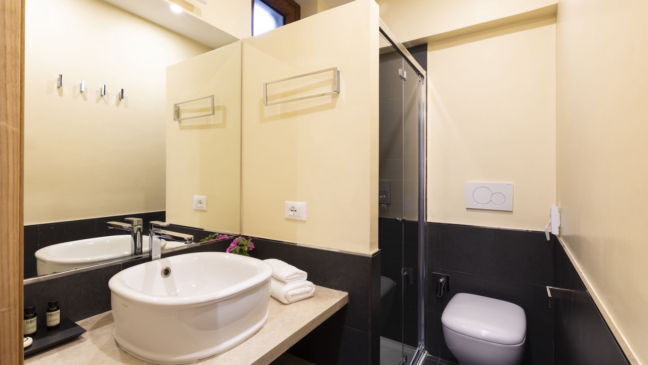 Photo of Bathroom in Rome City Centre