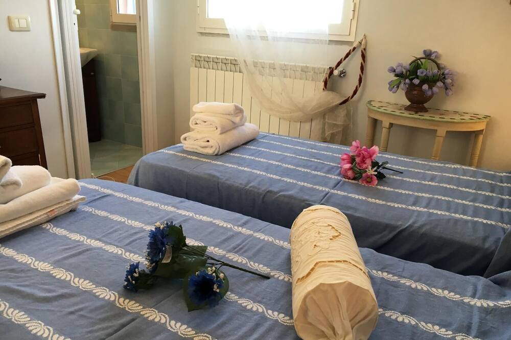 Photo of Bedroom in Subbiano