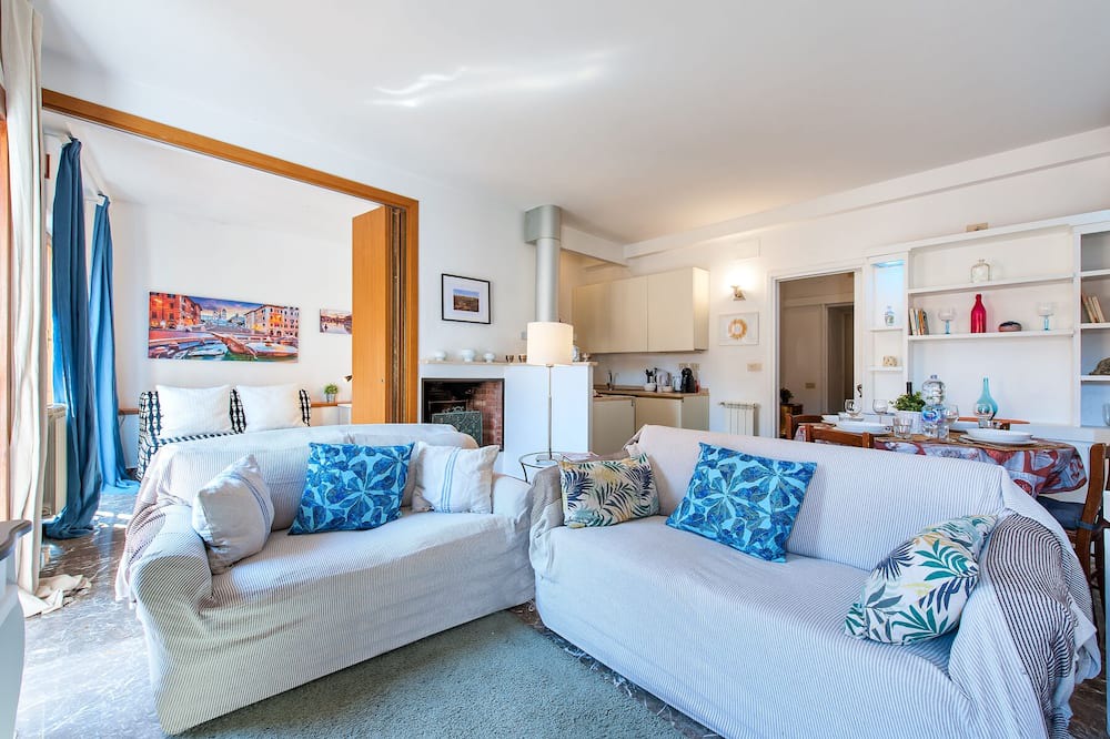 Photo of Livingroom in Rione II Trevi