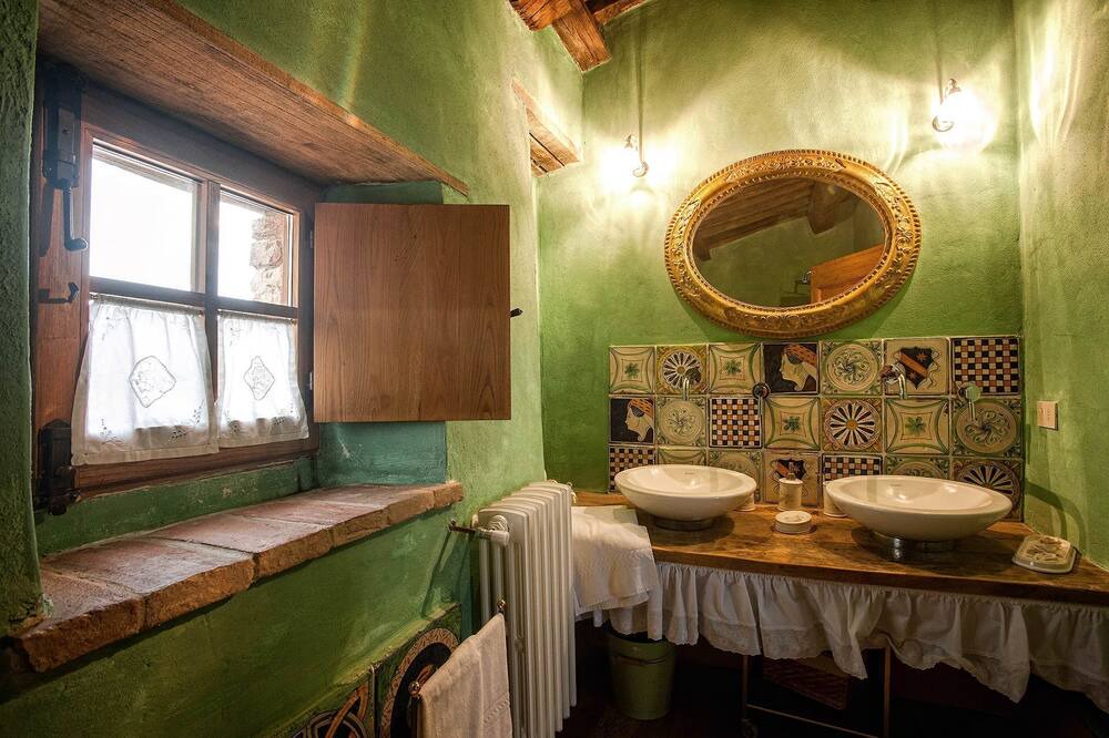 Photo of Bathroom in Pienza