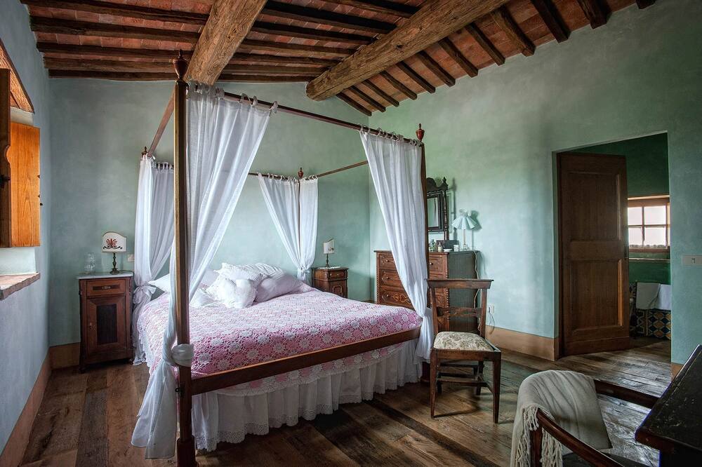 Photo of Bedroom in Pienza