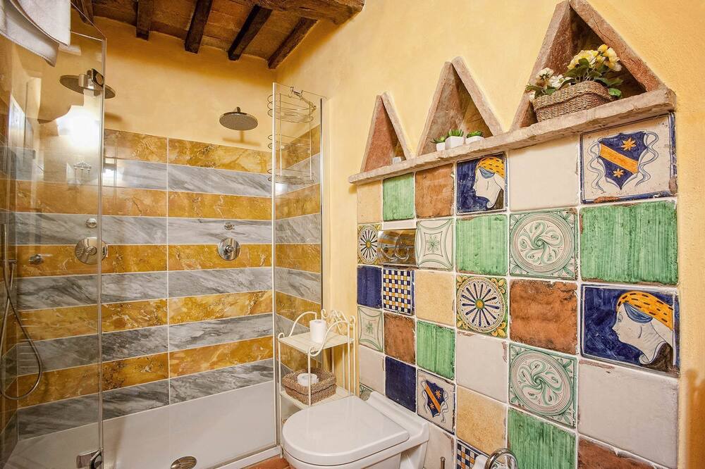 Photo of Bathroom in Pienza