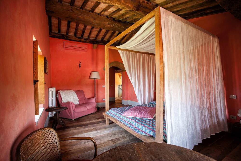 Photo of Bedroom in Pienza