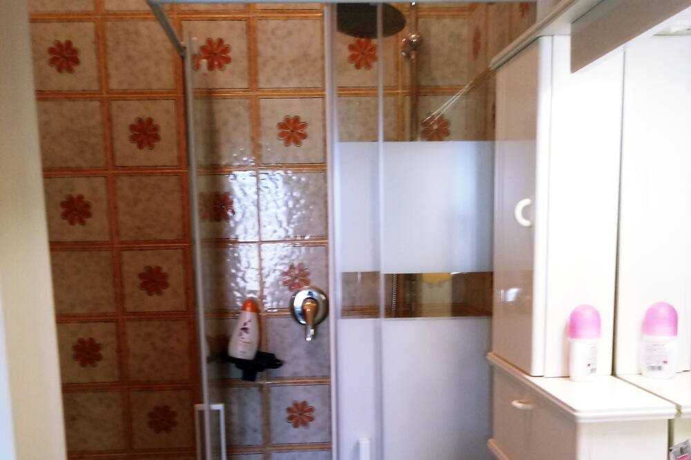 Photo of Bathroom in Succhivo