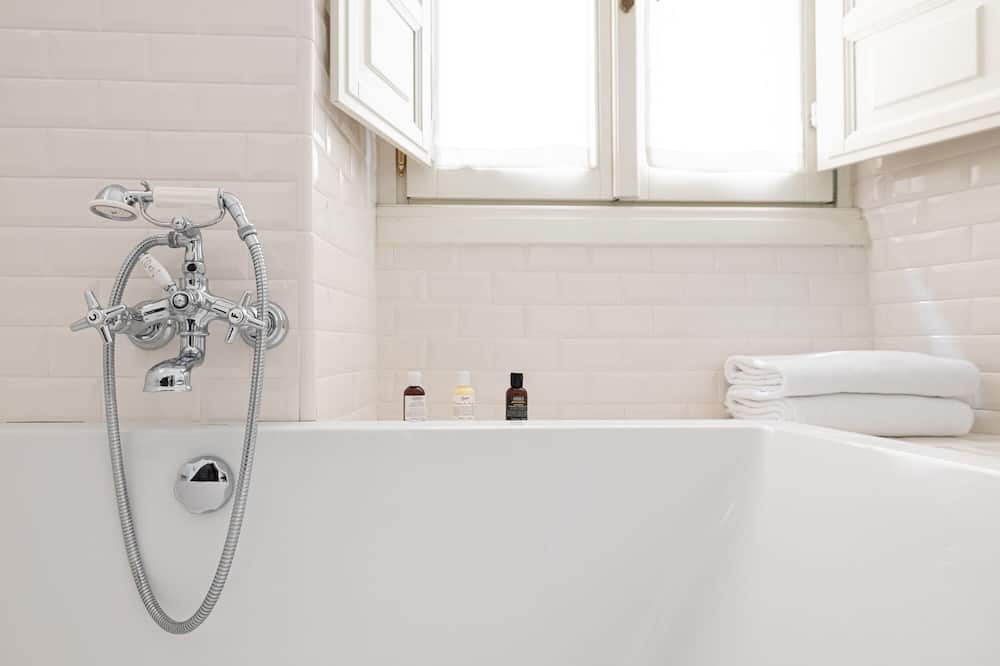 Photo of Bathroom in Rione V Ponte