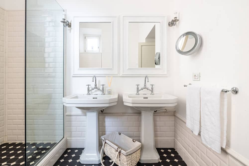 Photo of Bathroom in Rione V Ponte
