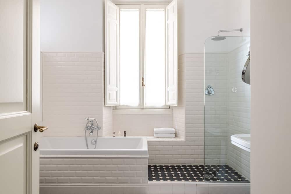 Photo of Bathroom in Rione V Ponte