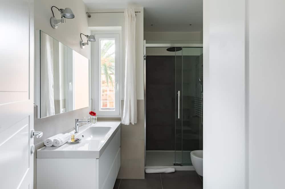 Photo of Bathroom in Rome City Centre