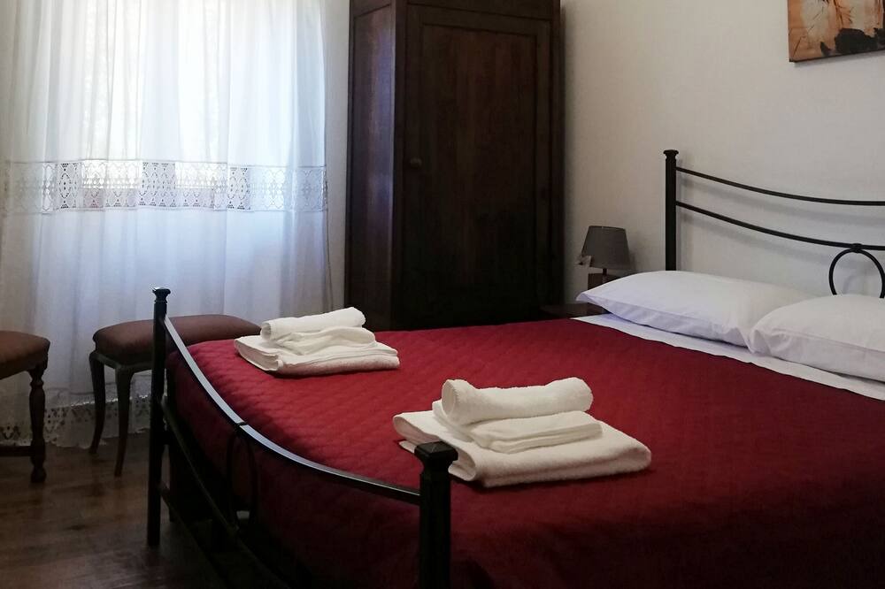 Photo of Bedroom in Viterbo