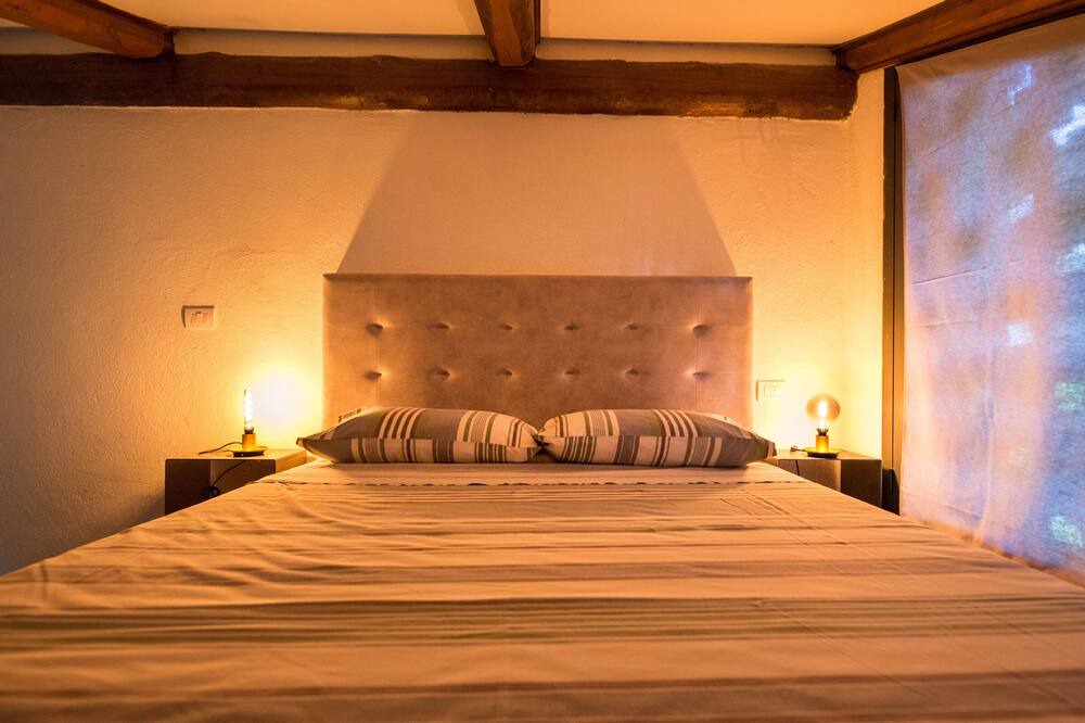 Photo of Bedroom in Alba