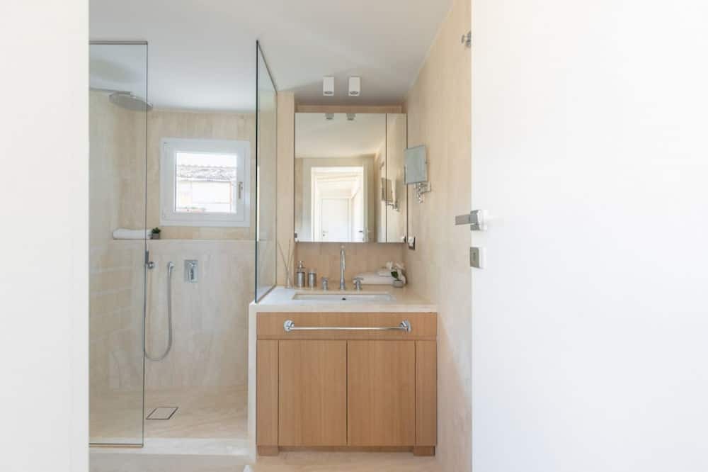 Photo of Bathroom in Rione II Trevi