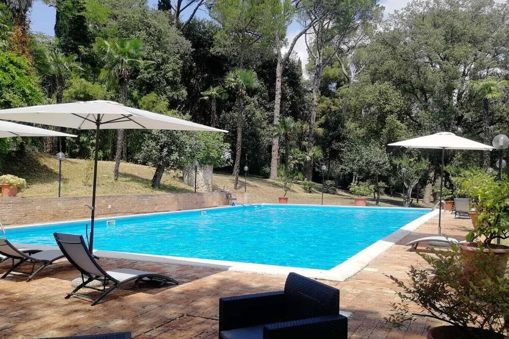 Photo of Outdoor in Treia