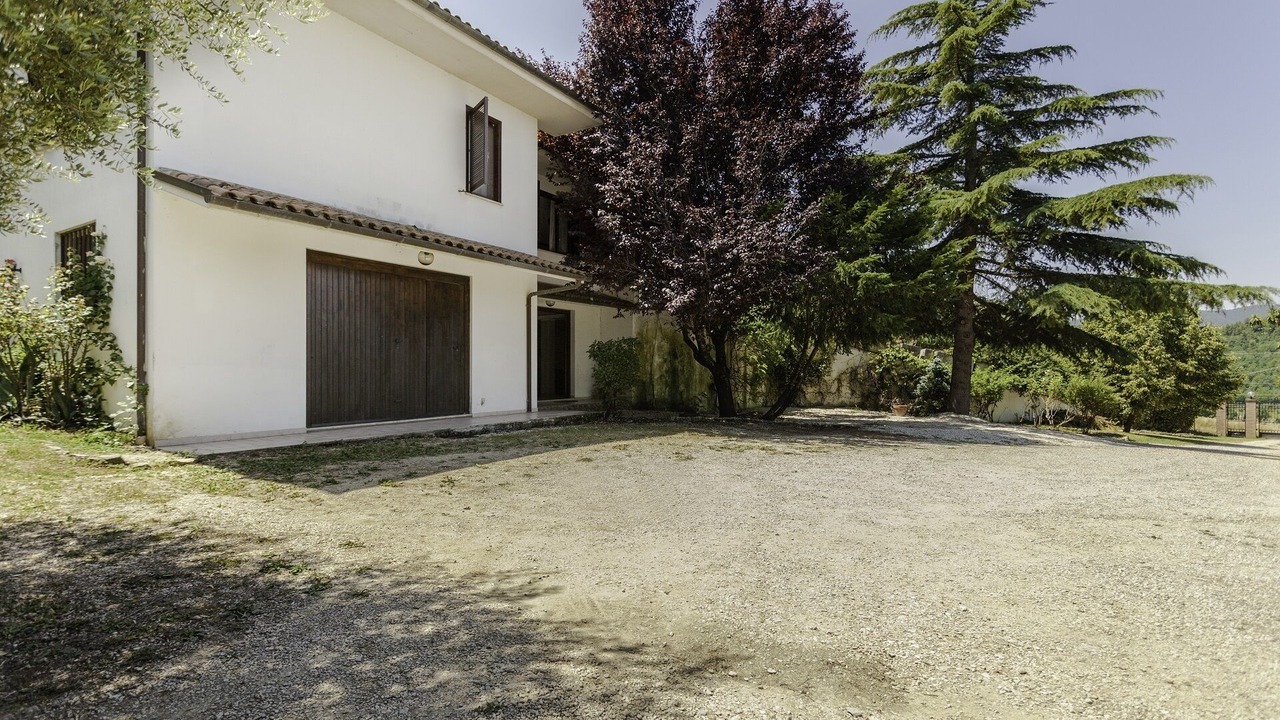 Photo of Outdoor in Configni