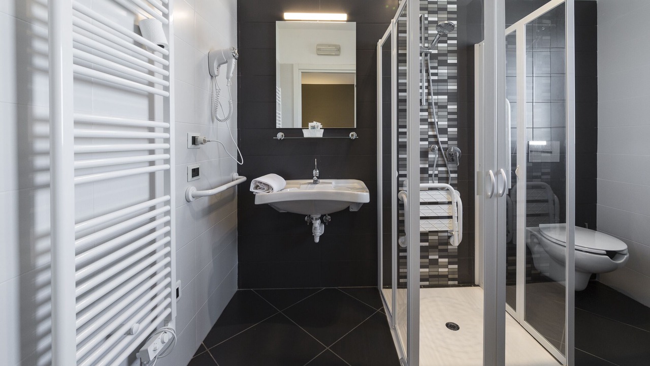 Photo of Bathroom in Martinsicuro