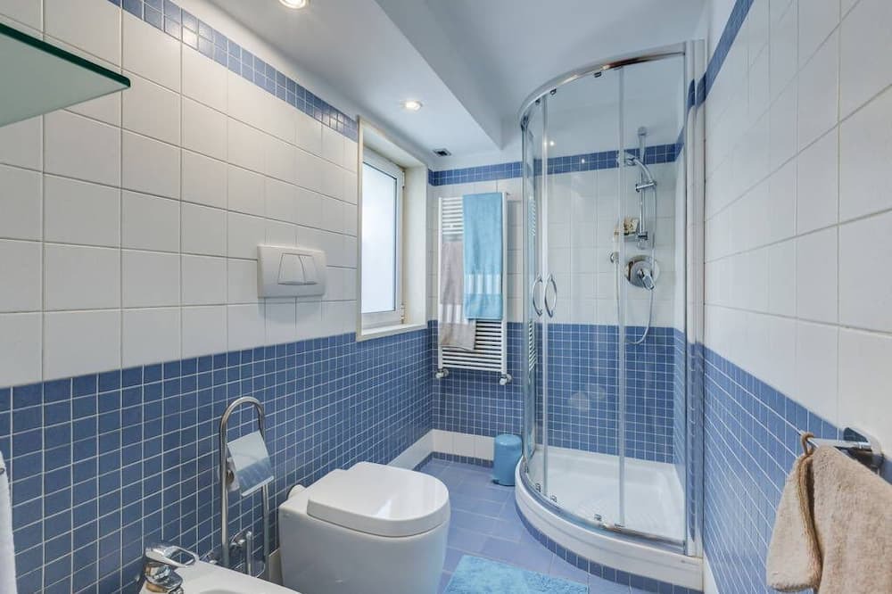 Photo of Bathroom in Quartiere XXVIII Monte Sacro Alto