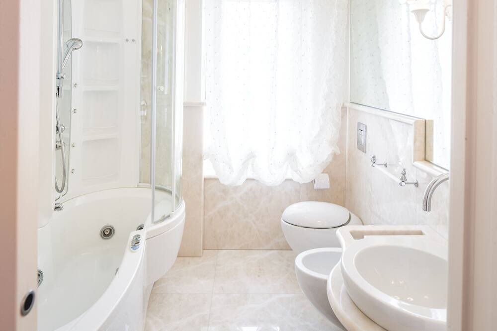 Photo of Bathroom in Ancona