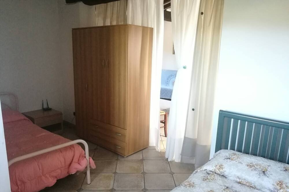 Photo of Bedroom in Fratta