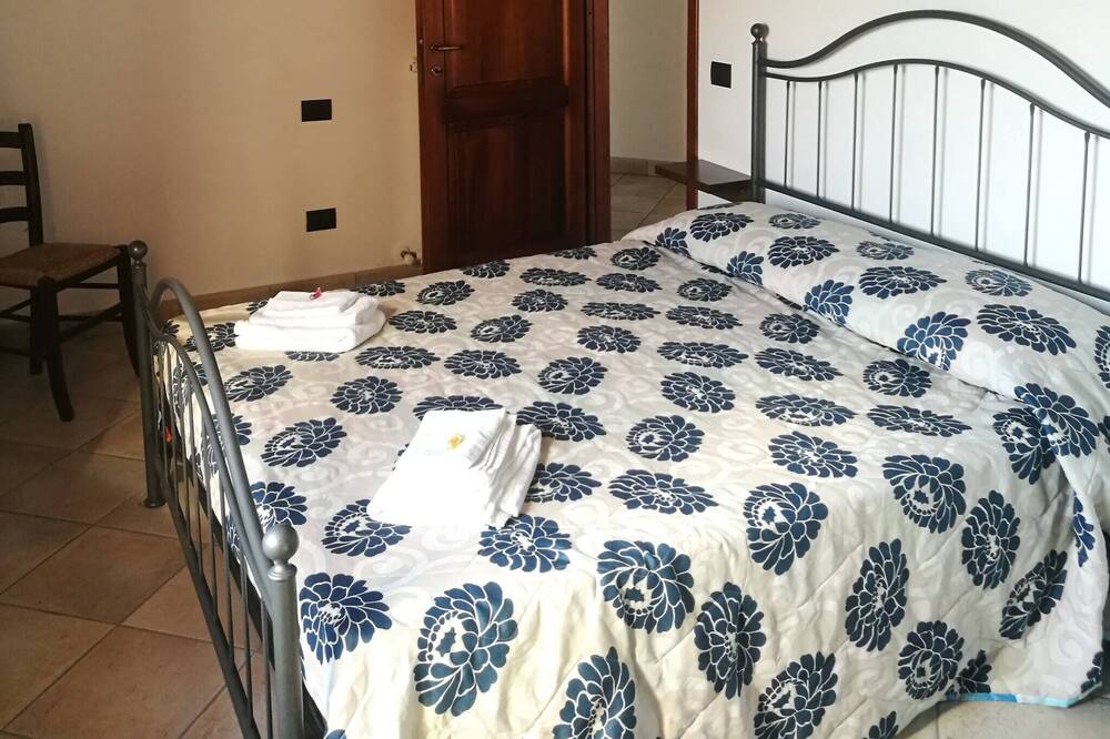 Photo of Bedroom in Fratta
