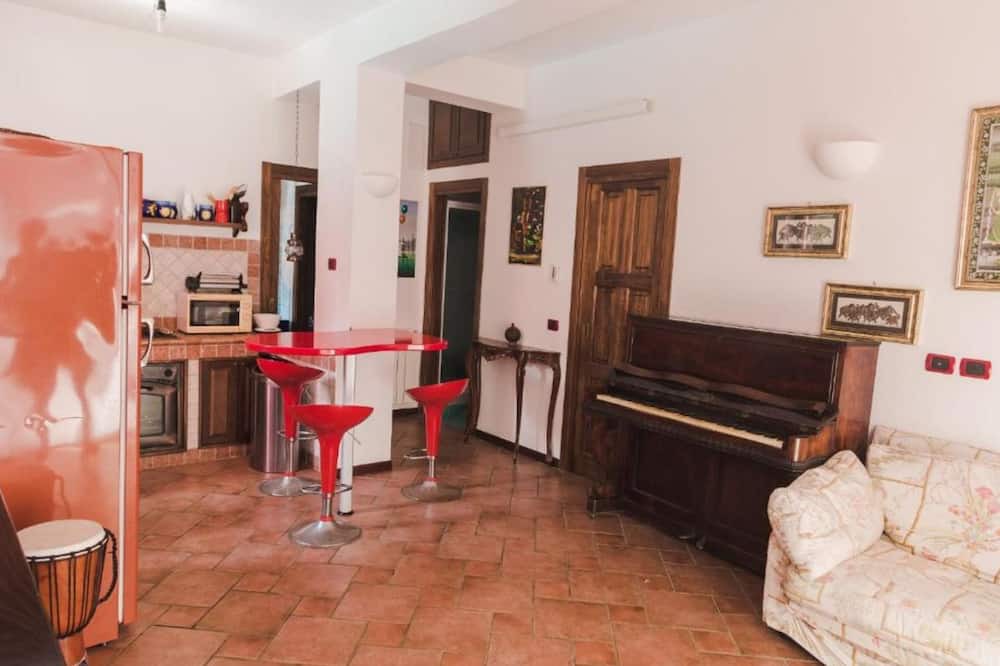 Photo of Livingroom in Villammare