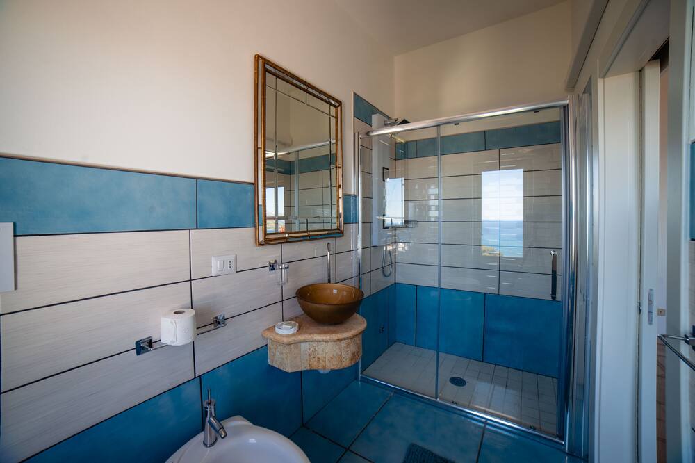 Photo of Bathroom in Villammare