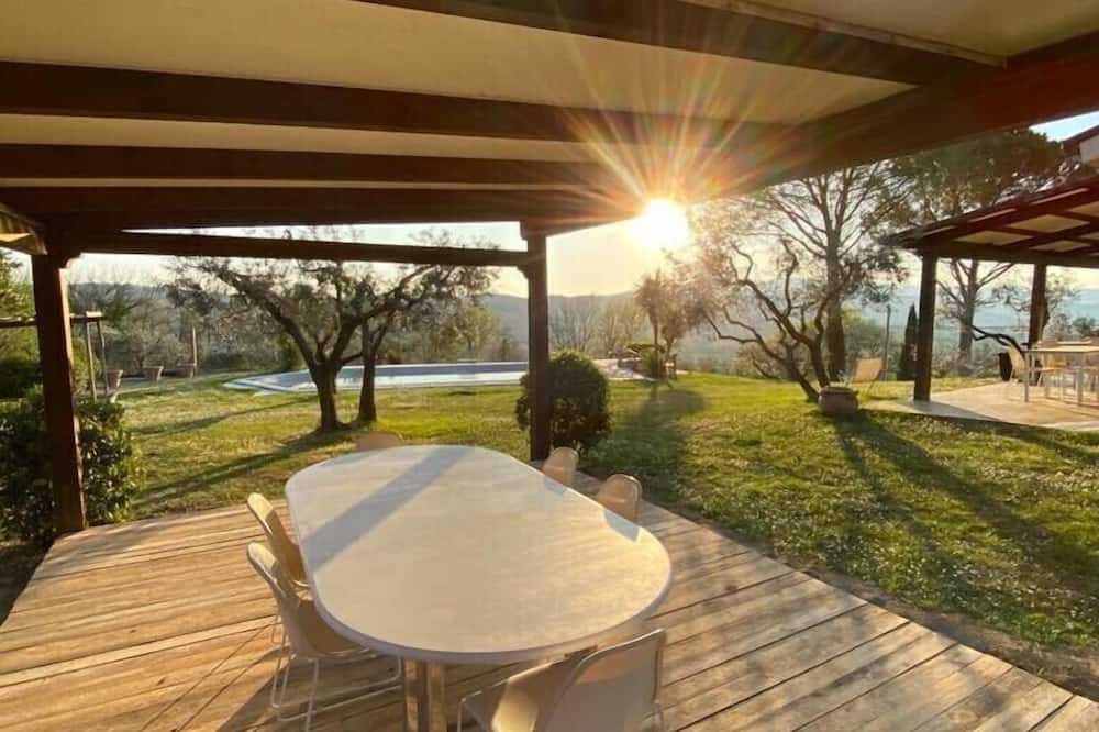 Photo of Patio Balcony in Pietrauta