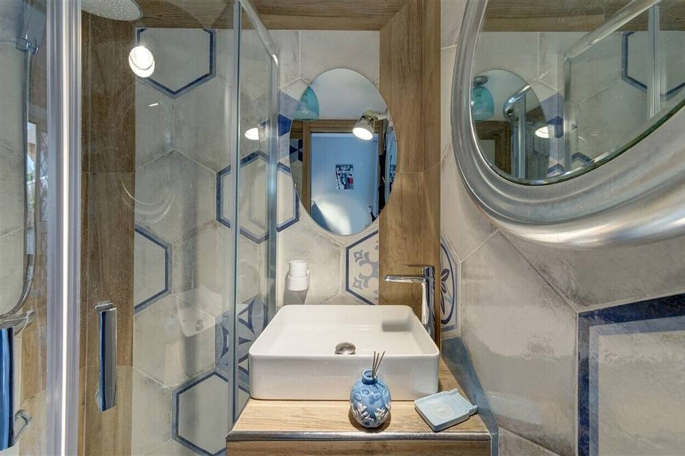 Photo of Bathroom in Rione Sanita