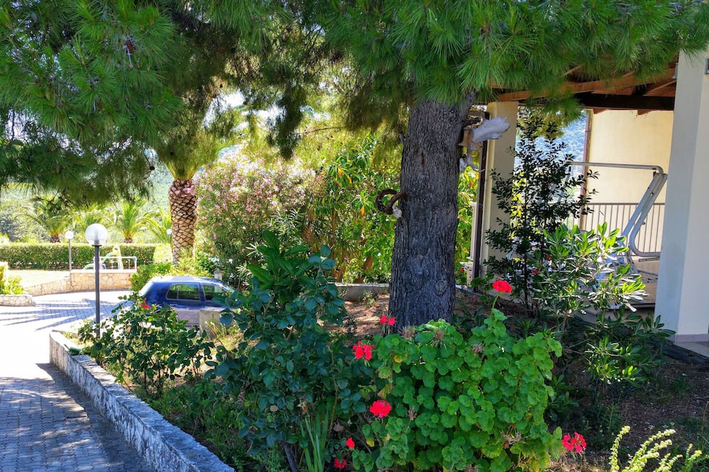 Photo of Outdoor in Montincello
