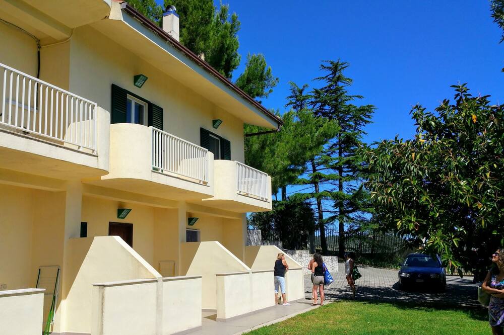 Photo of Outdoor in Montincello