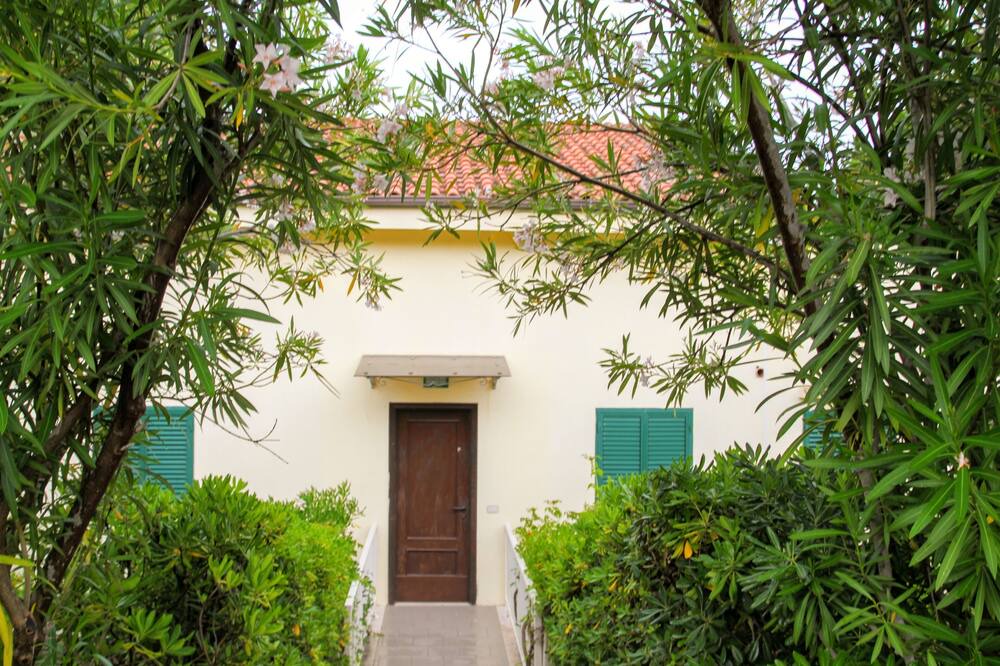 Photo of Outdoor in Montincello