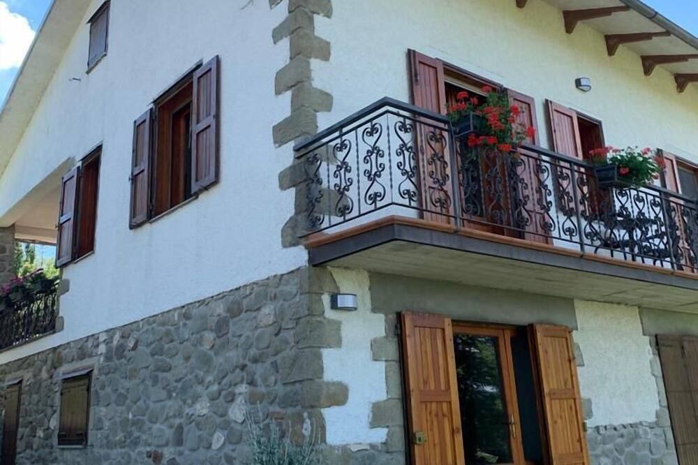 Photo of Outdoor in Caprese Michelangelo