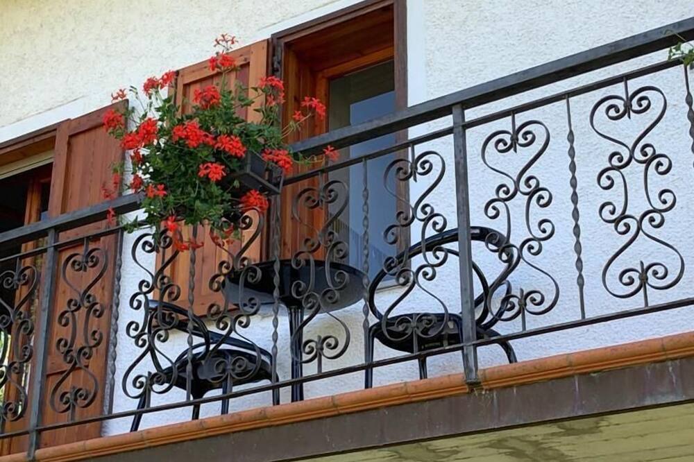 Photo of Outdoor in Caprese Michelangelo
