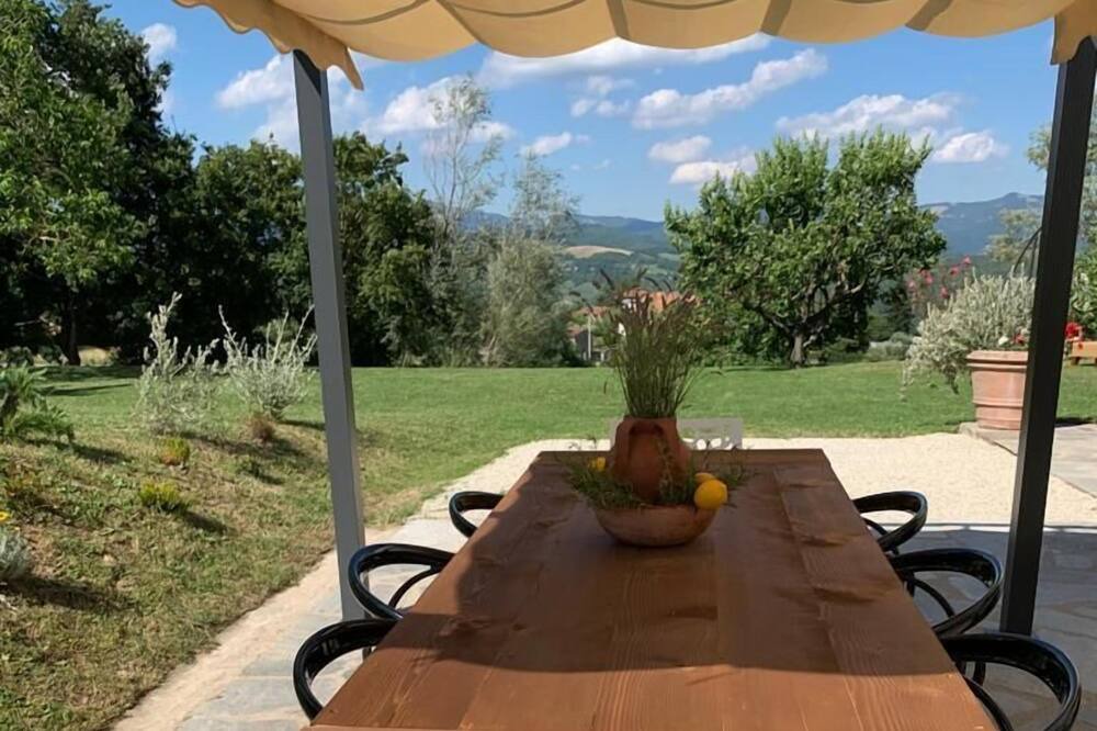 Photo of Patio Balcony in Caprese Michelangelo