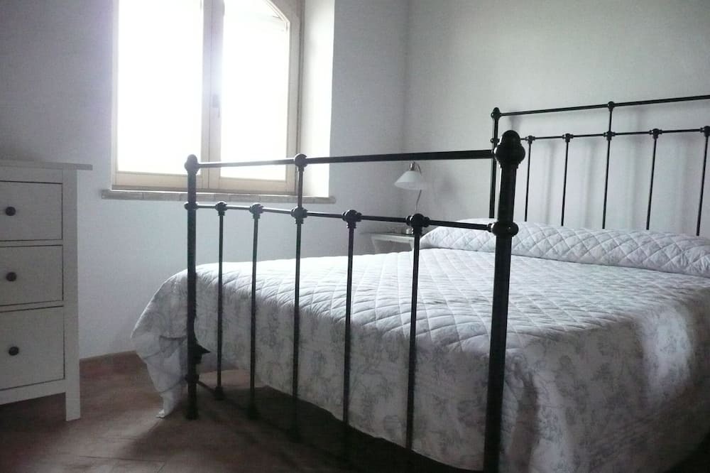 Photo of Bedroom in Montegabbione