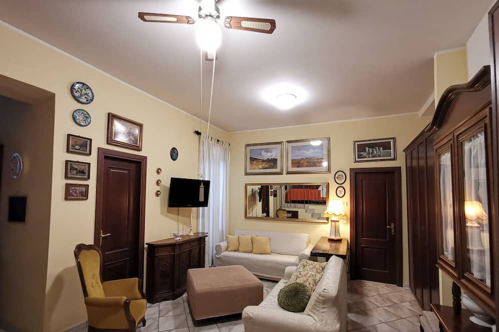 Photo of Others in Tuscania