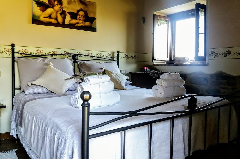 Photo of Bedroom in Collemancio