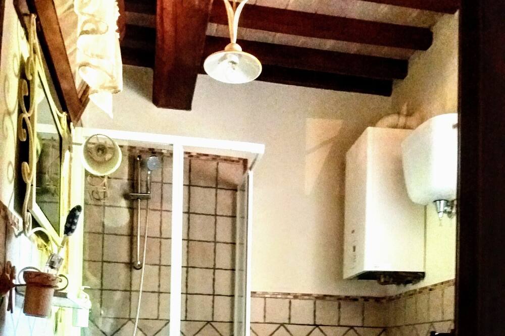 Photo of Bathroom in Collemancio