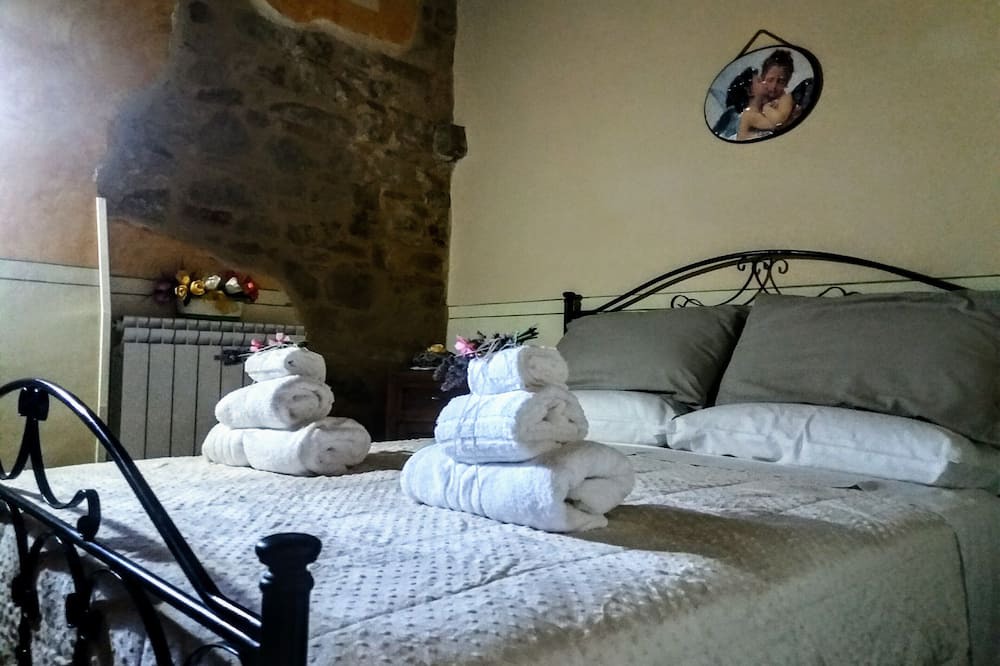 Photo of Bedroom in Collemancio