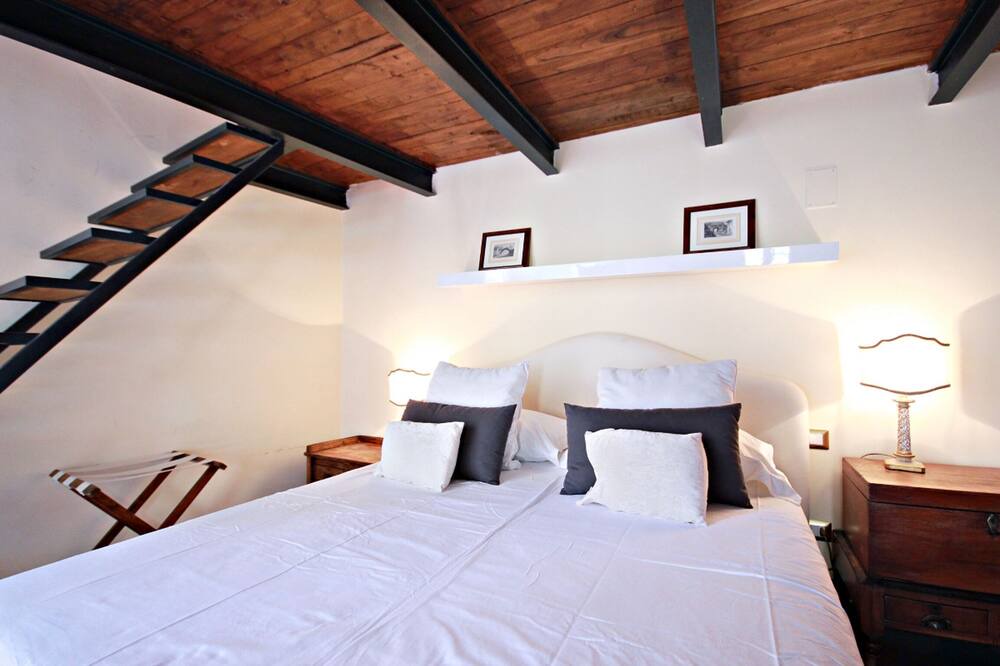 Photo of Bedroom in Rione III Colonna