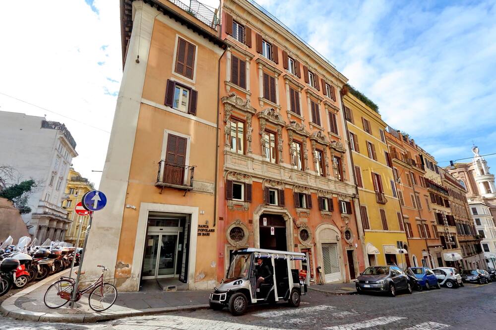 Photo of Outdoor in Rione III Colonna