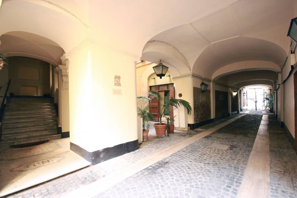 Photo of Outdoor in Rione III Colonna