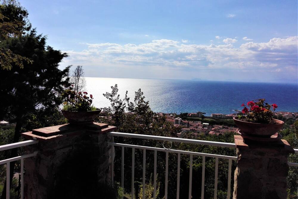 Photo of Patio Balcony in Santa Maria di Castellabate