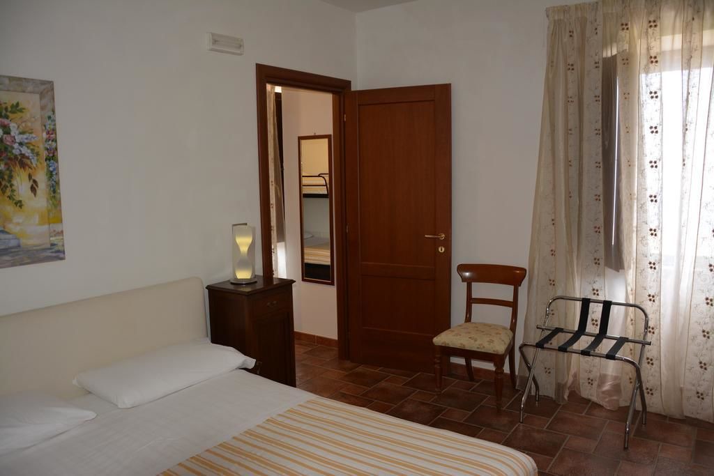 Photo of Bedroom in Paola